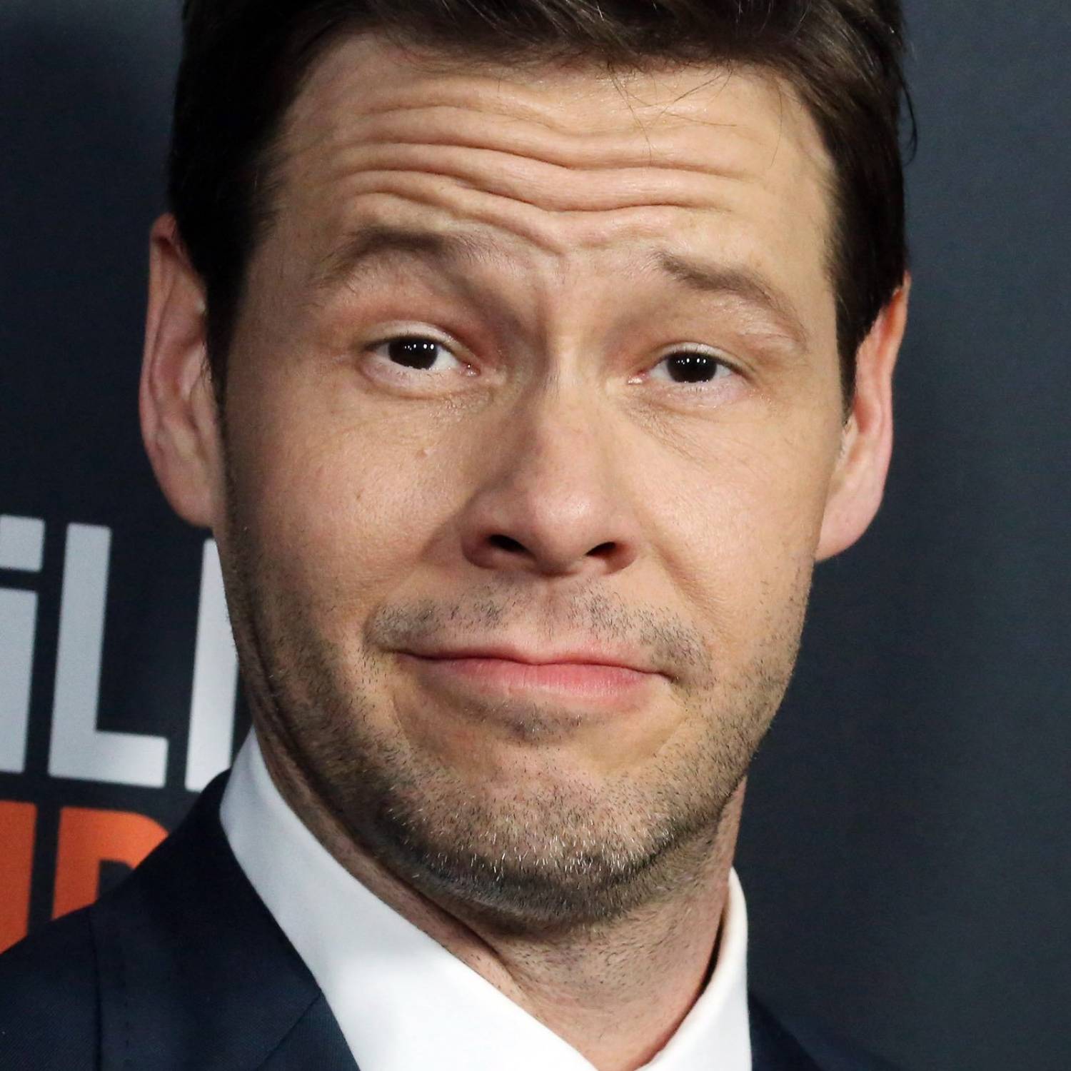 Ike Barinholtz photo
