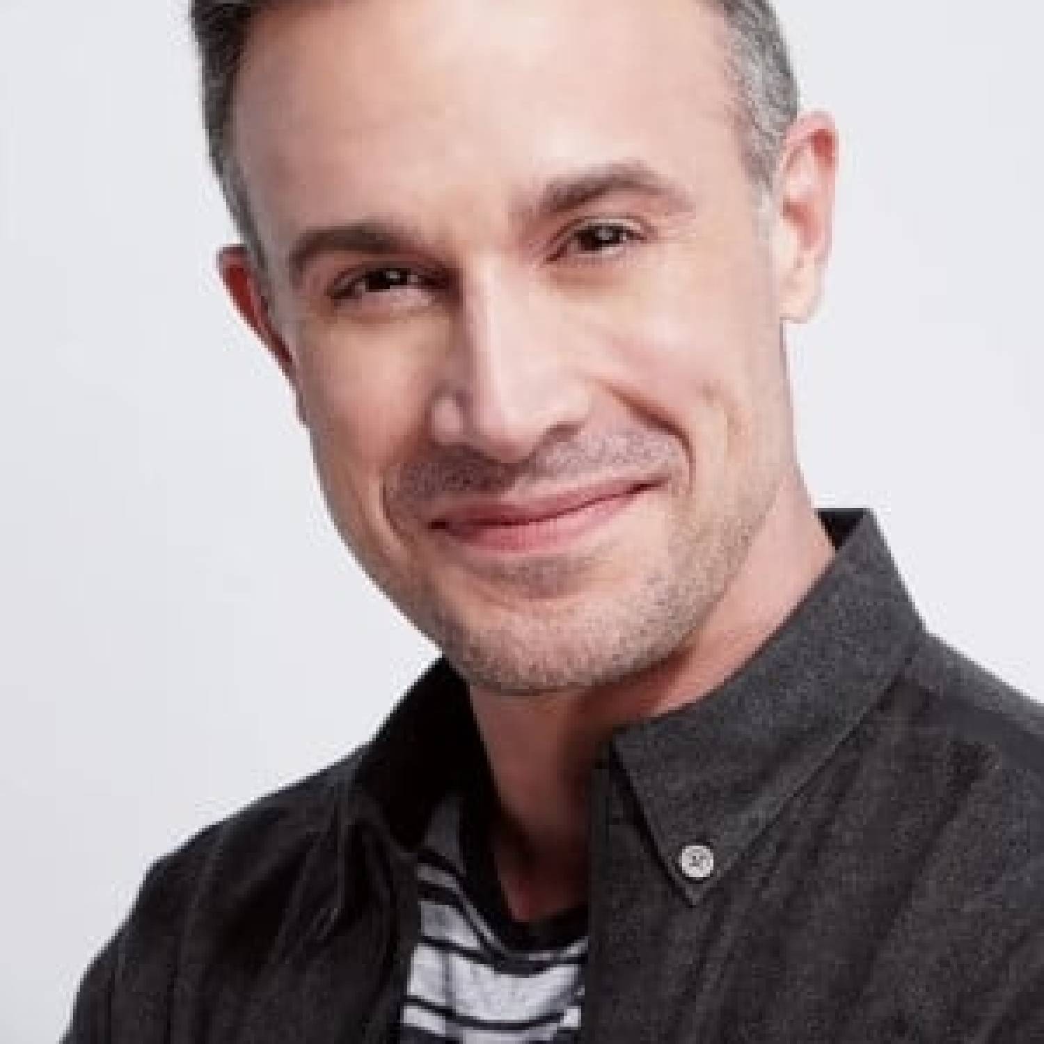 Freddie Prinze Jr. photo
